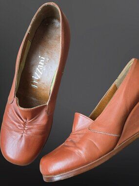 Vintage 70s Prizzani d'Italia Brown Leather Wedge Slip On Shoes US Size 7 Italy